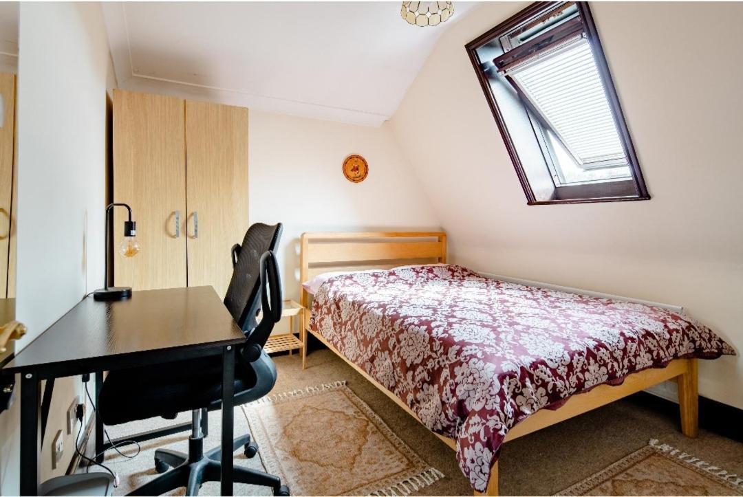 Double Room 2 Mins From Station Belvedere Exterior photo